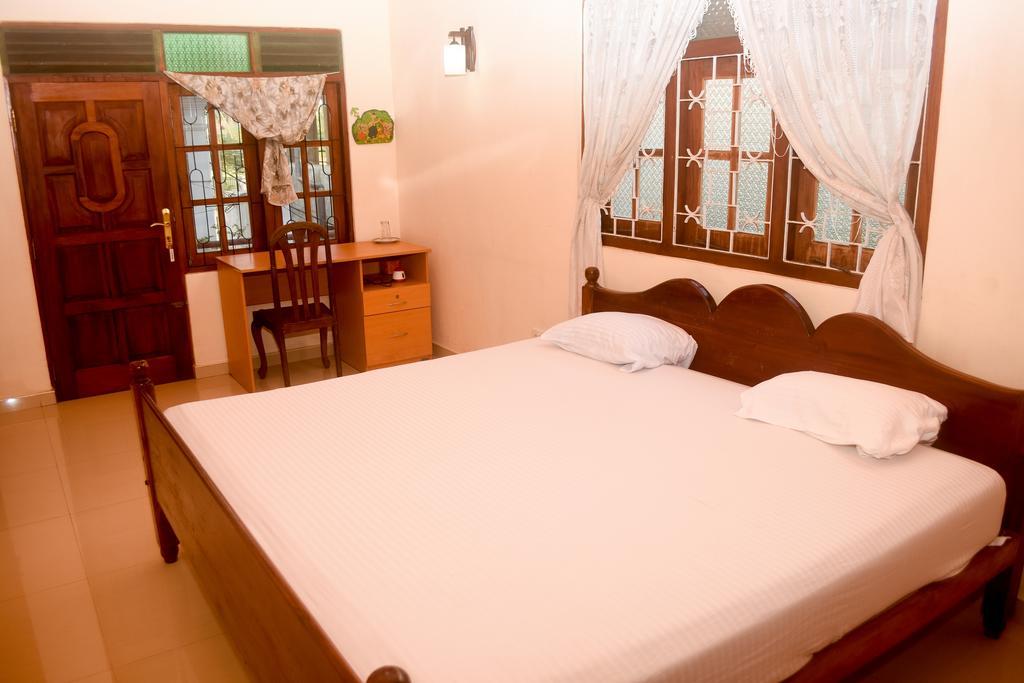 Ceylon Casa Hotell Hikkaduwa Eksteriør bilde